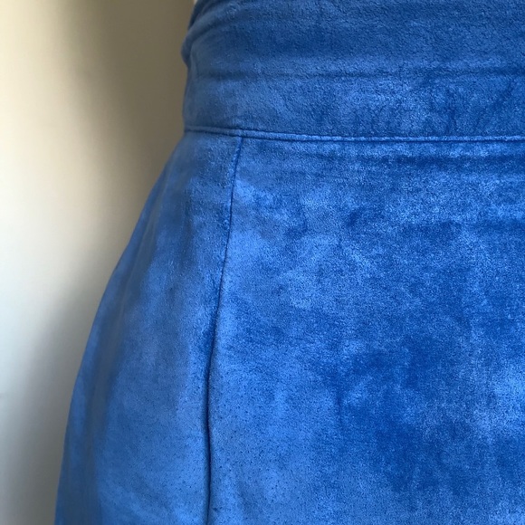 Electric Blue Suede Mini Skirt - Picture 4 of 6